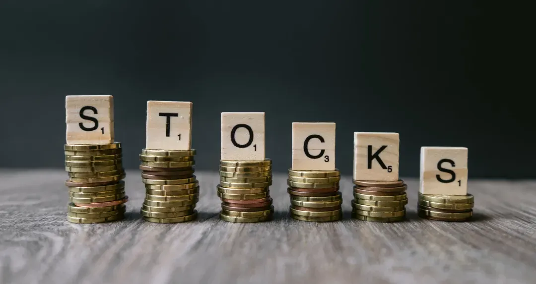 Understanding Alternative Investments in a Diversified Portfolio